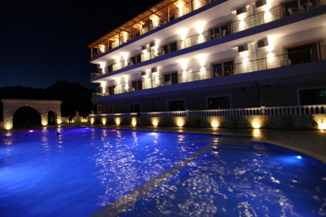 Hotel Riviera Борш Экстерьер фото