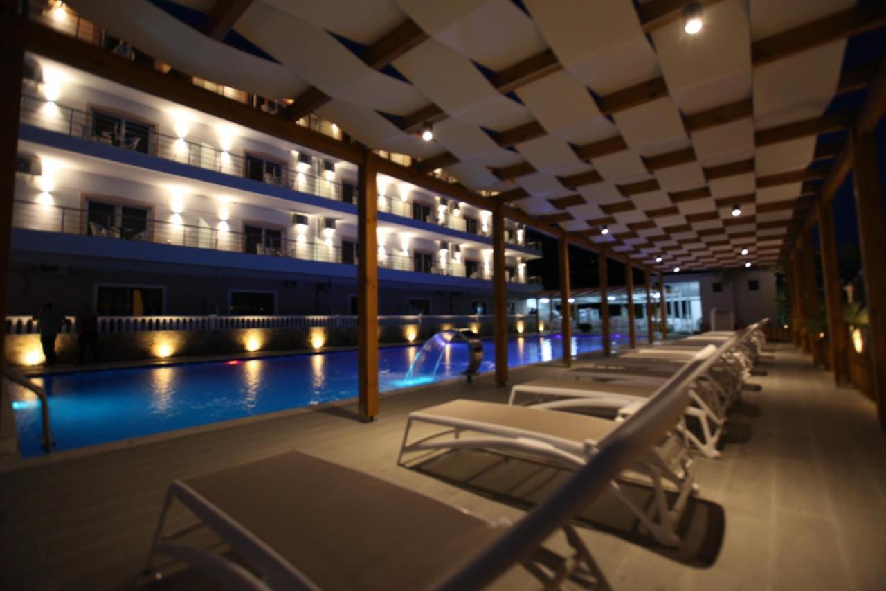 Hotel Riviera Борш Экстерьер фото