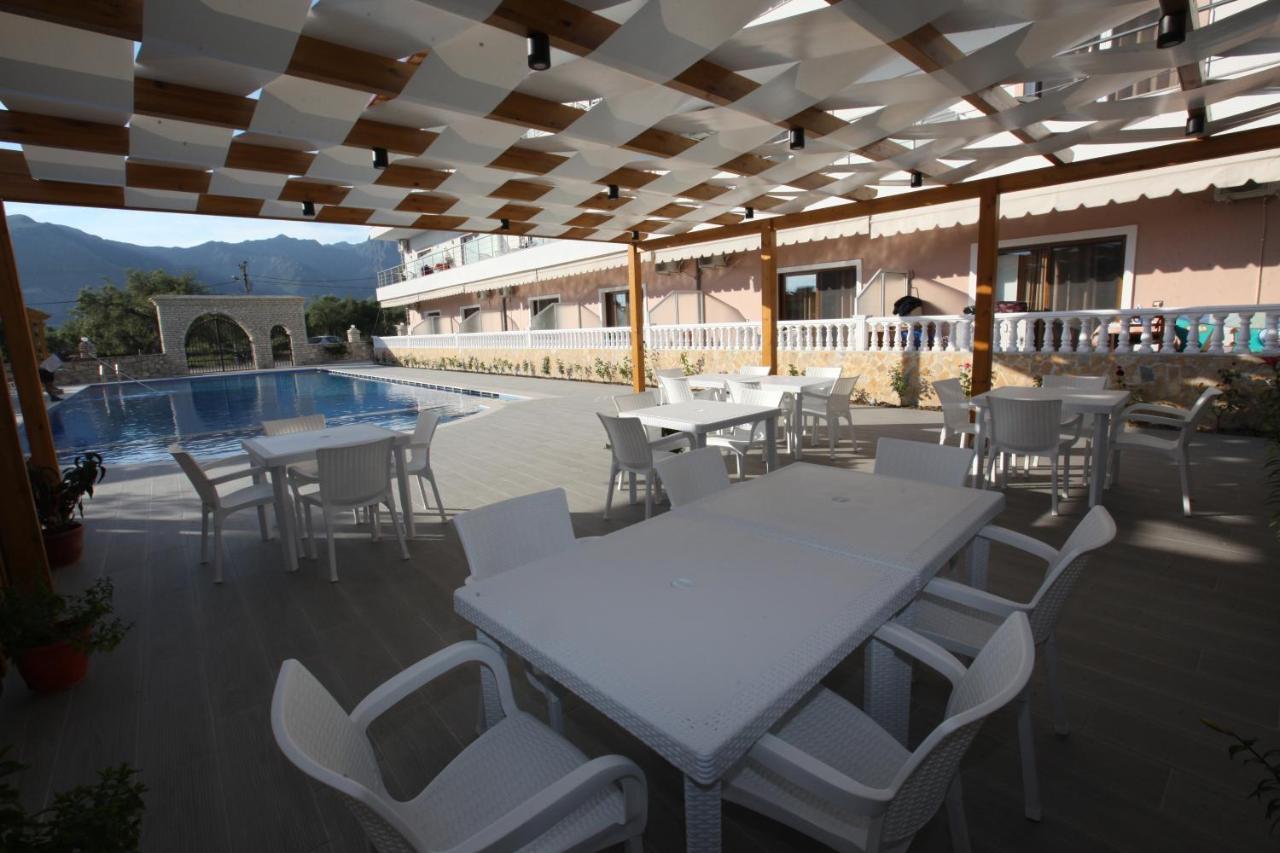 Hotel Riviera Борш Экстерьер фото