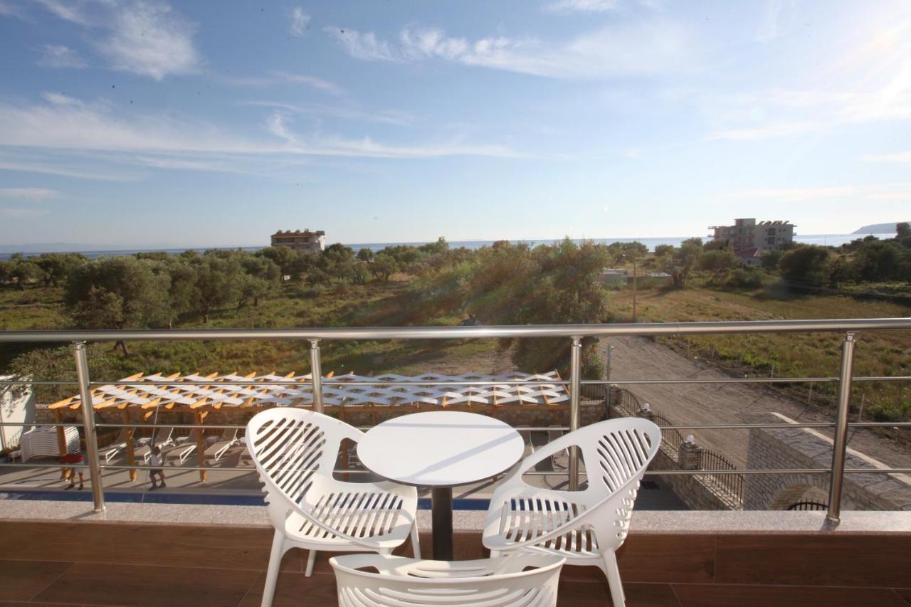Hotel Riviera Борш Экстерьер фото