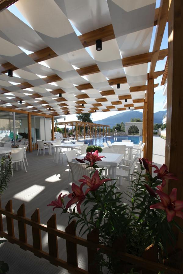 Hotel Riviera Борш Экстерьер фото