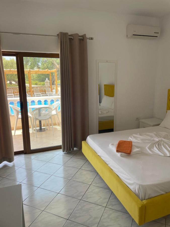 Hotel Riviera Борш Экстерьер фото